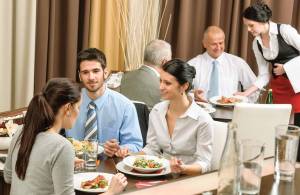 restaurantele-s-ar-putea-deschide-la-1-iulie.-Estimare-ok