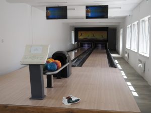 Camăr, prima comună din judeţ cu sală de bowling