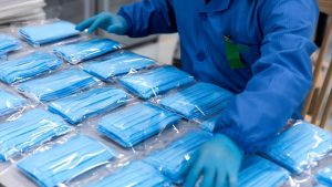 masti-coronavirus-shutterstock1665409711