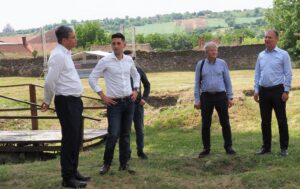 OLYMPUS DIGITAL CAMERA