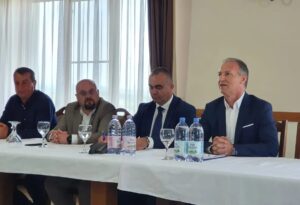 287281660_390674759766784_7880518089339502442_n