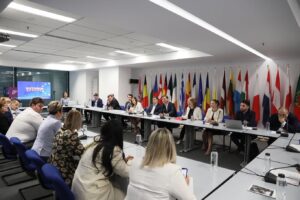 Dezbatere - Viitorul Europei È™i schimbarea tratatelor europene (1)