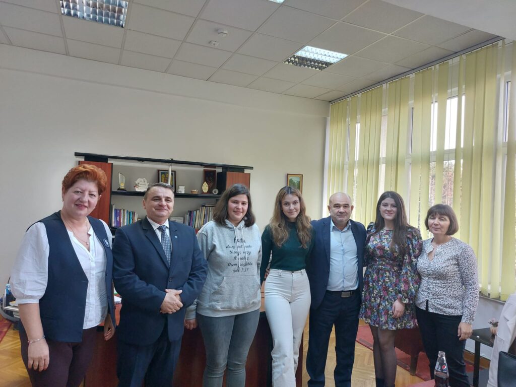 WhatsApp-Image-2022-11-11-at-13.24.40