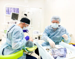 Centrul de Implantologie Transilvania Stomatologie și implanturi dentare