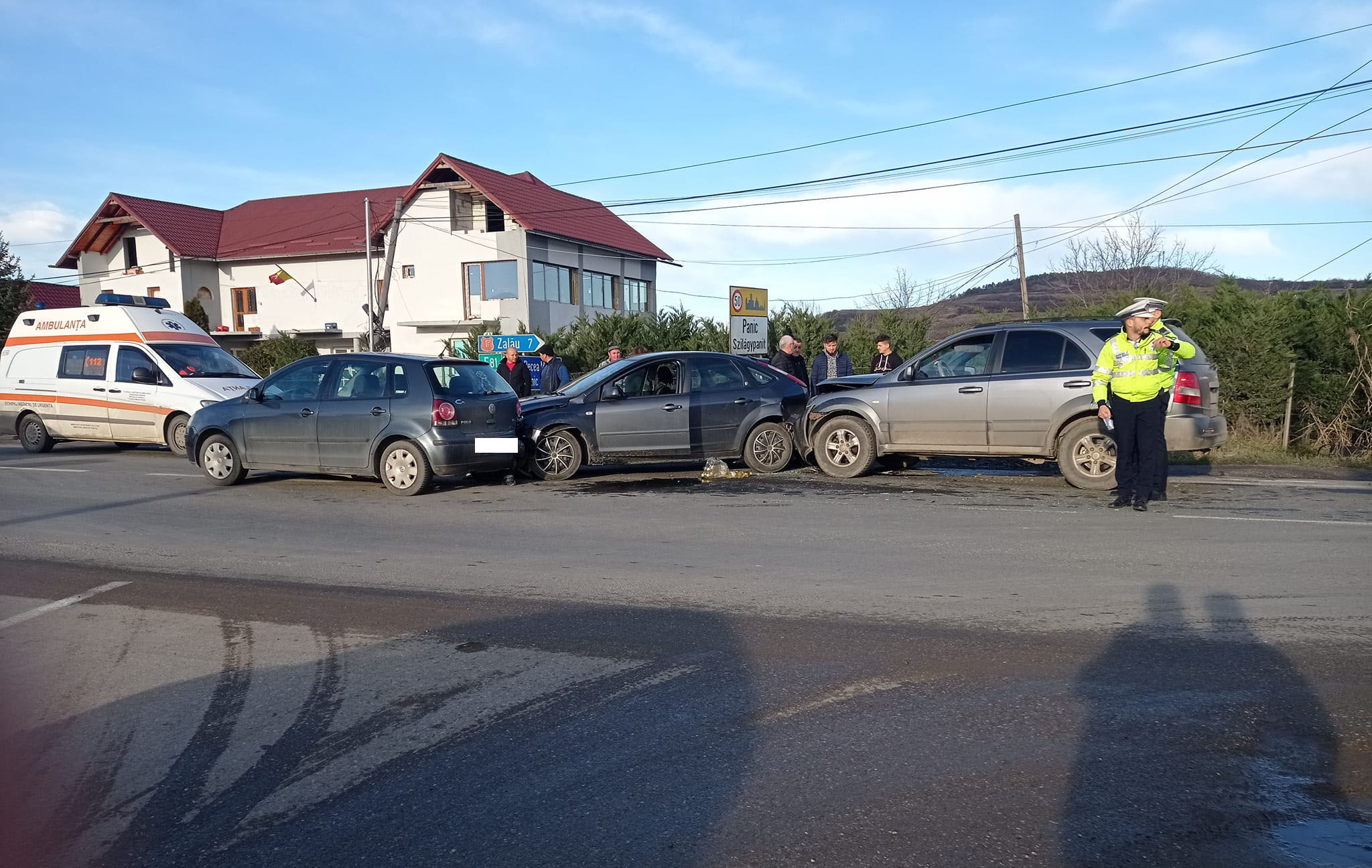 Accident în lanț în Panic. Patru persoane rănite