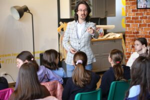 335619329_703668038115513_4680256727453904099_n