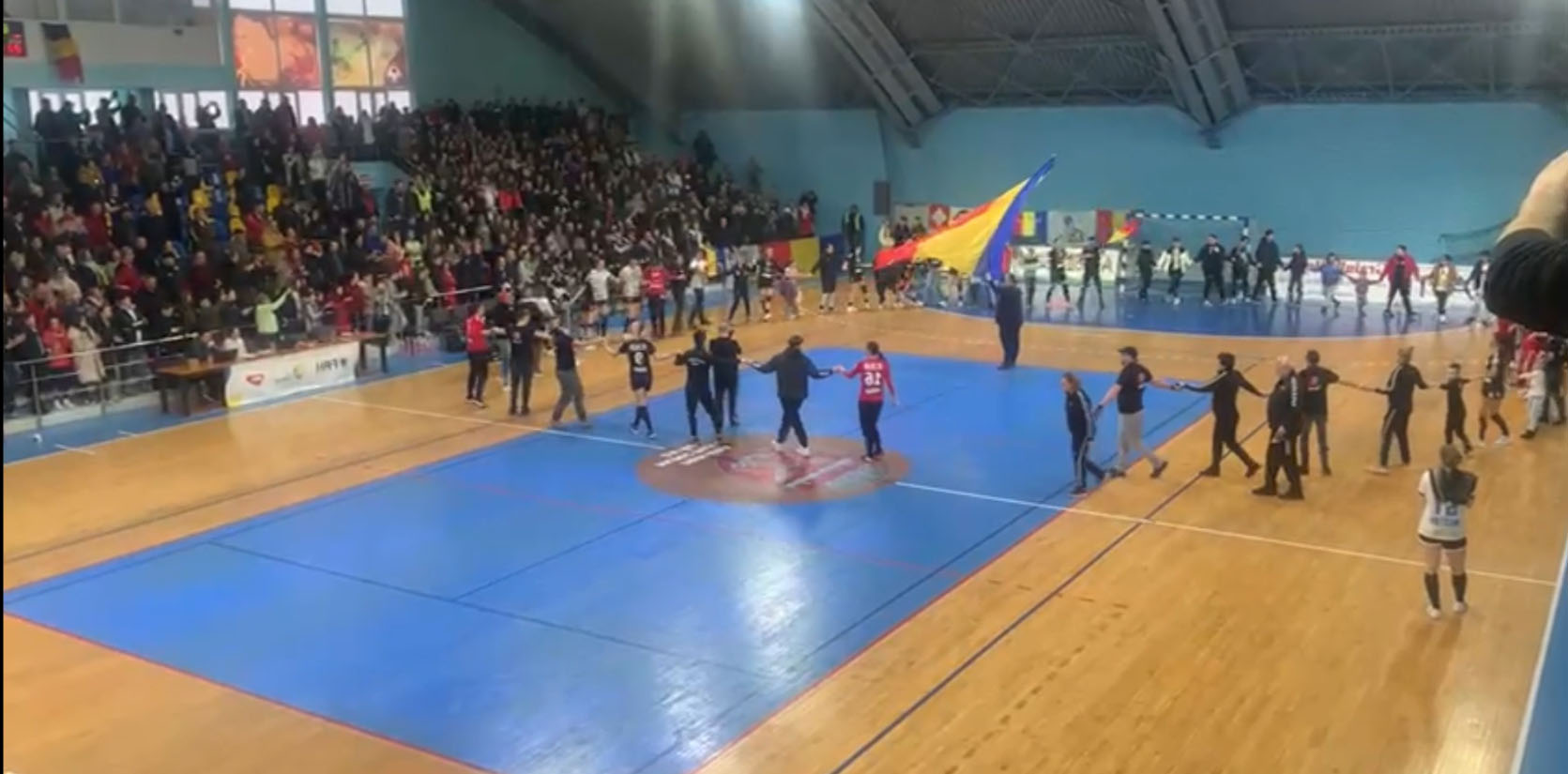 Hora Unirii, la Sala Sporturilor Zalău (video)