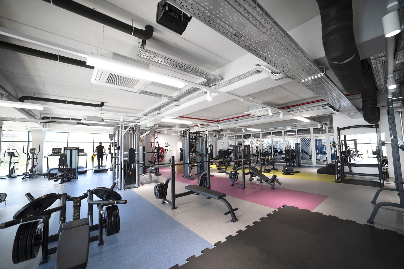 Aquarel GYM&FITNESS: Unde sănătatea și confortul se întâlnesc pentru o formă perfectă