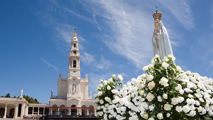 Miracolul aparițiilor Fecioarei Maria de la Fatima