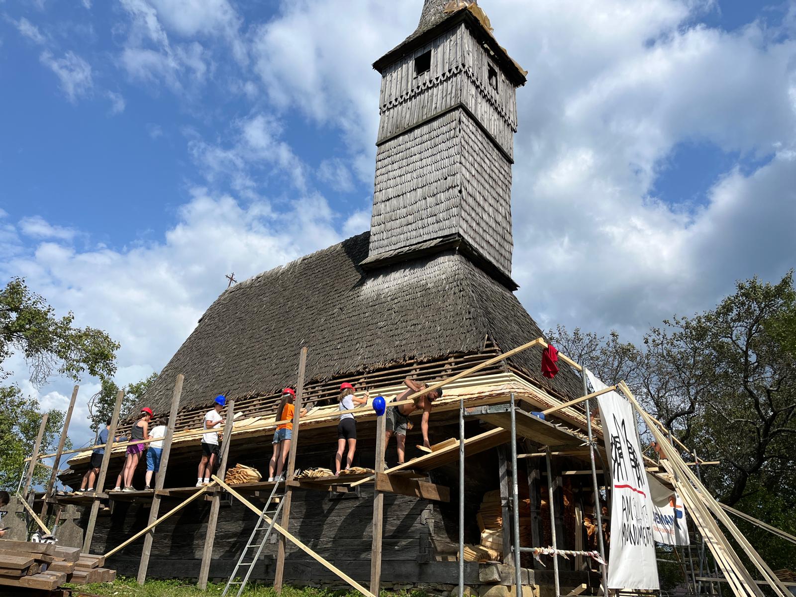 Biserica de lemn din Noțig, salvată de Ambulanța pentru Monumente