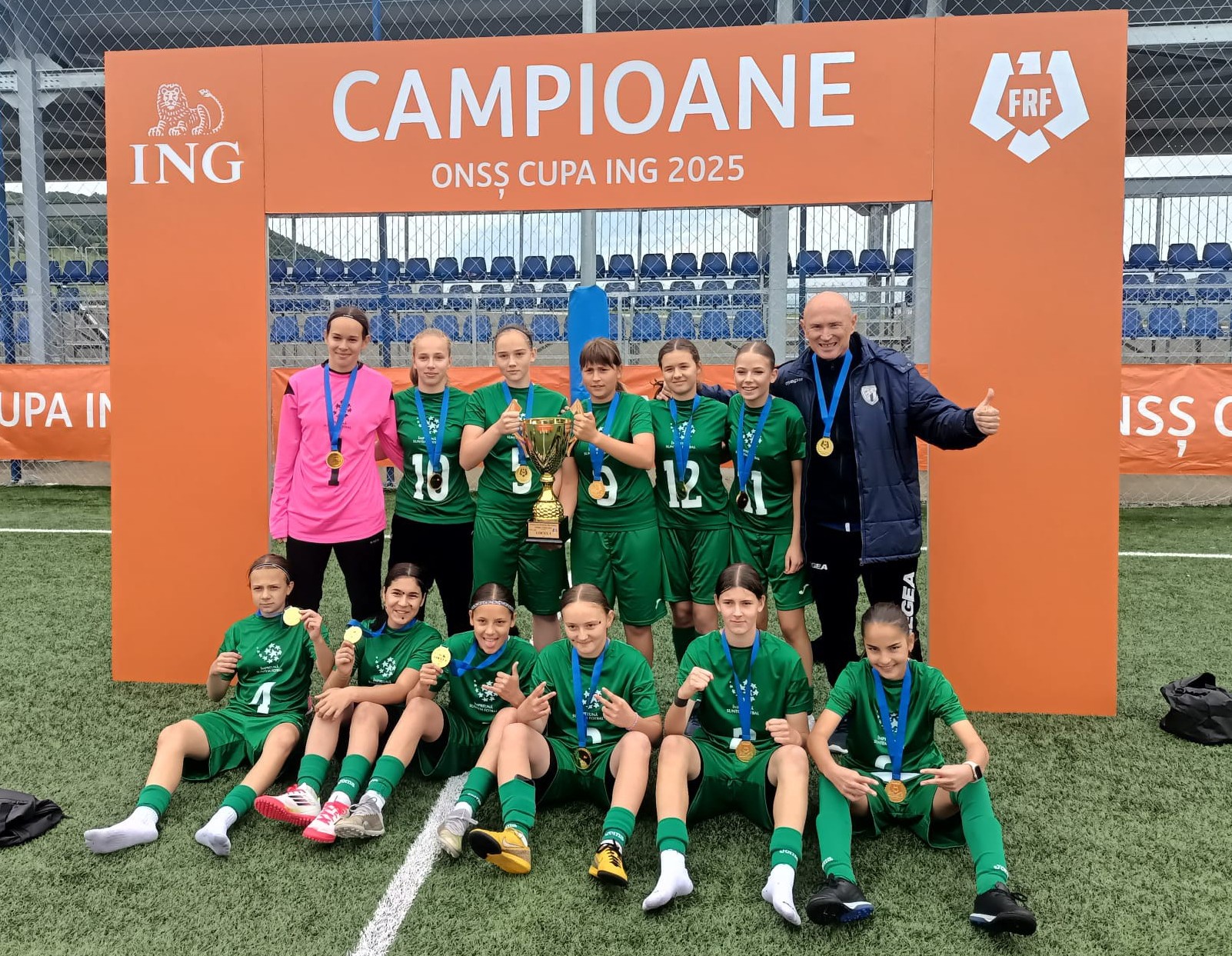 O tânără din Jibou a câștigat titlul de campioană națională la fotbal feminin cu LPS Cluj-Napoca