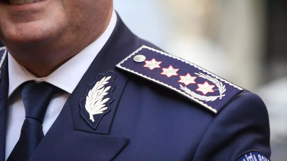 insigna-sef-politie