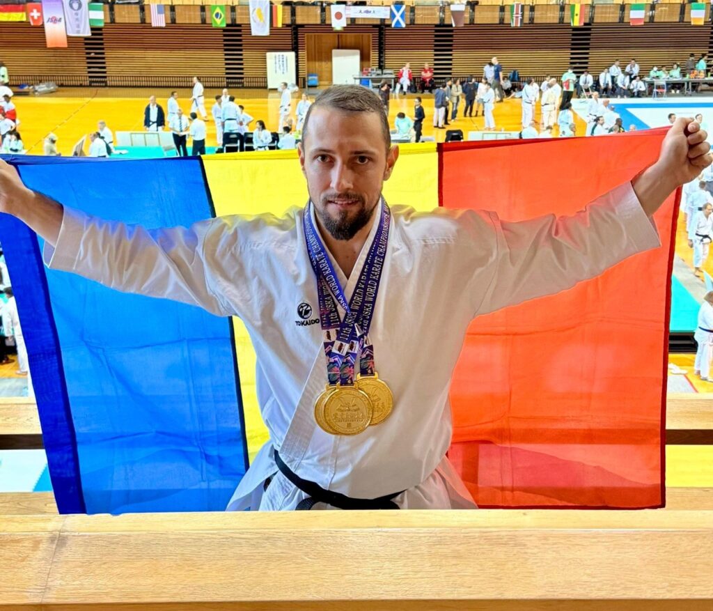 cd0852d8-1938-4914-9c0d-f2f0457aa32a