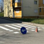 Primăria Zalău reface marcajele rutiere pe mai multe străzi din municipiu