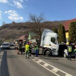 Un camion scăpat de sub control, cauza accidentului de la Ciumărna