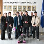 Excelența din Sălaj, apreciată la Consiliul Județean: Preşedintele, întâlnire cu echipa de robotică a CNS înainte de plecarea în SUA