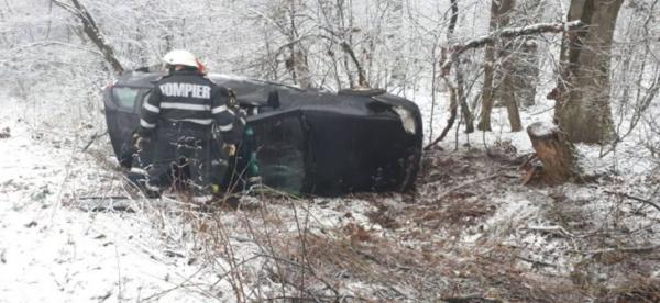 Accident grav la iesire din Bobota