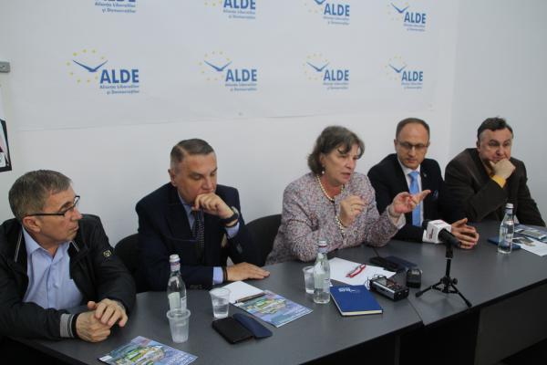 ALDE propune salajenilor sa-i voteze  candidatii la europarlamentare  pentru demnitatea romanilor in UE