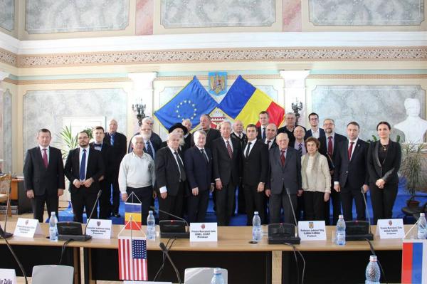 amabasadorul-sua-hans-klemm-dat-ieri-ochii-cu-tabloul-provincial-al-zalaului119_58591