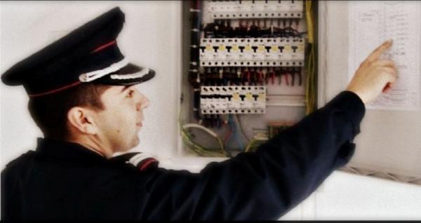 amenzi-de-pana-la-50000-de-lei-de-la-1-octombrie-pentru-lipsa-autorizatiei-de-securitate-la-incendiu03_57071