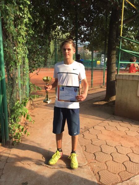 andrei-brisc-s-a-impus-la-memorialul-nagy-balint0_55892