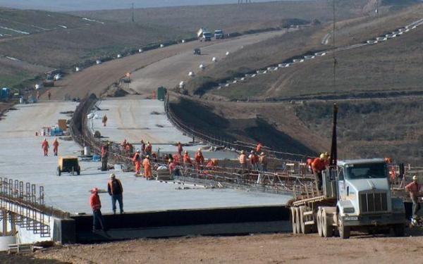 Autostrada Transilvania nu are inca 80 de kilometri  legati intre ei, iar prin Salaj nu are nici un milimetru