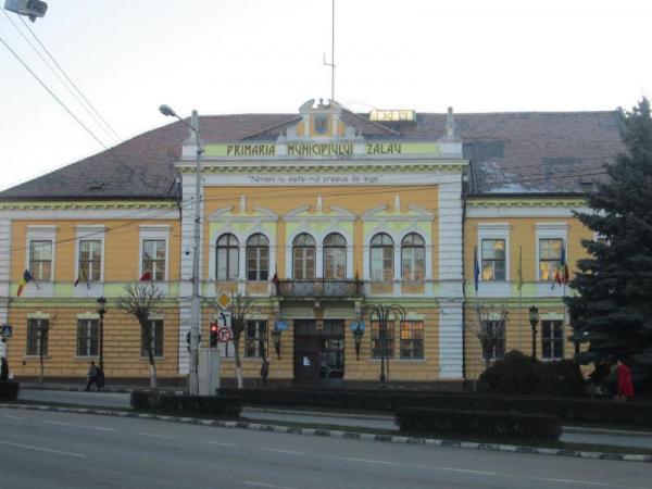 azi-e-talcioc-la-primaria-zalau-care-se-scapa-de-vechituri02_57269