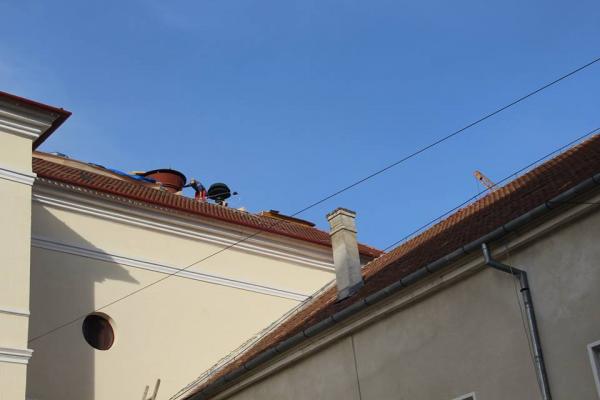 bani-grei-pentru-reparatii-la-cladirea-transilvania-si-la-casa-municipala-de-cultura-dupa-furtuna-de-luna-trecuta18_57034