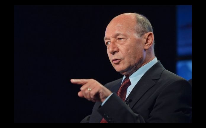 Basescu: "Partidele parlamentare si Guvernul Romaniei sunt decuplati total de la realitatile tarii"