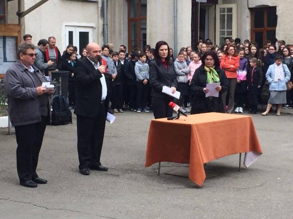 cns-premiat-ieri-77-de-elevi-calificati-la-olimpiade-pe-tara0_55067