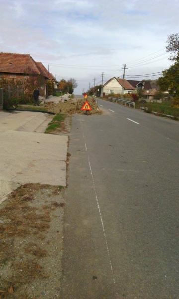 conducta-nou-nouta-de-apa-fost-facuta-praf-acum-patru-ani-de-lucrarile-la-drumul-judetean0_57276