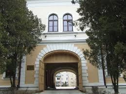 consiliul-judetean-baga-bani-in-scanere-scumpe-si-smart-tv08_57424