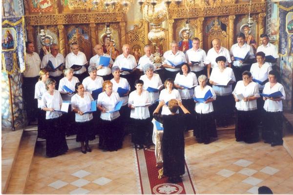 Corul ‘Gloria Dei’ – concert de colinde  si cantece patriotice la Primaria Zalau