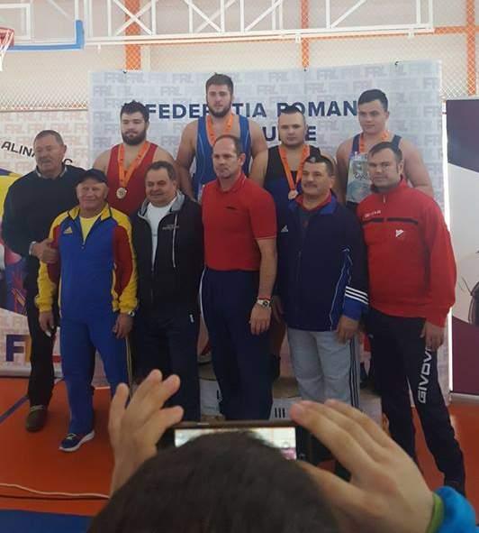 css-zalau-doua-medalii-la-cupa-romaniei-la-lupte-libere0_58010
