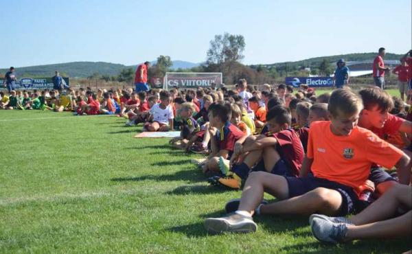 echipele-participante-la-cupa-viitorul-au-fost-premiate0_56596