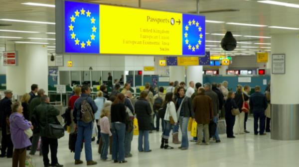 forta-de-munca-parasit-masiv-salajul-in-ultimii-zece-ani-iar-declinul-economic-si-social-este-perspectiva-logica0_58987