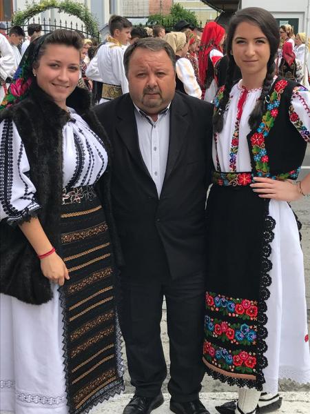 ileanda-pus-umarul-la-inregistrarea-traditiei-populare-romanesti-in-cartea-recordurilor02_55459