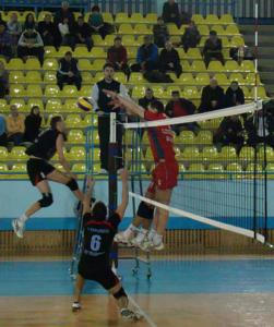 Dinamo Bucuresti – CS REMAT Zalau 3-2 (25-20, 23-25,23-25,26-24,25-8)