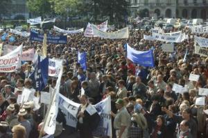 Azi, proteste ale agricultorilor