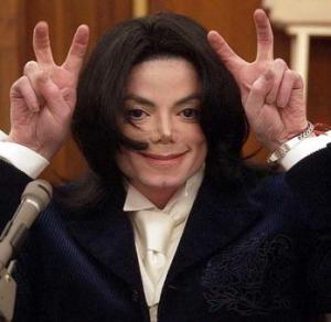 Michael Jackson, implicat intr-o relatie homosexuala