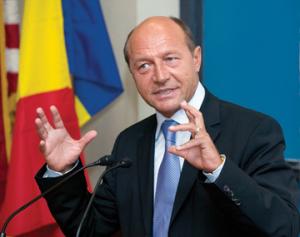 Basescu anunta scaderea pensiilor cu 15%, a fondului de salarii cu 25% si a subventiilor