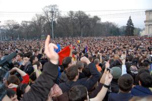 Peste 40.000 de sindicalisti Piata Victoriei: