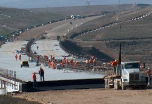 Banii alocati pentru Autostrada Transilvania nu ajung nici pentru plata datoriilor