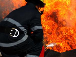 PESTE O TONA DE CEREALE ARSE INTR-UN INCENDIU