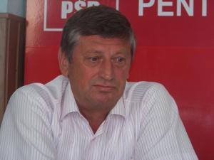 Senatorul Pop se ia de Emil Boc pentru că a tăiat din bugetul Sălajului