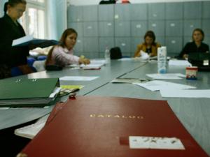 Rectificarea a luat din salariile profesorilor