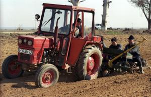 Motorina pentru agricultură – o sabie cu două  tăişuri