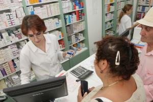 Cseke a găsit ac de cojocul farmaciilor