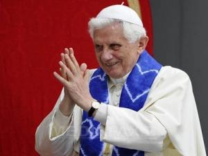 Papa Benedict al XVI-lea este de acord cu folosirea prezervativului