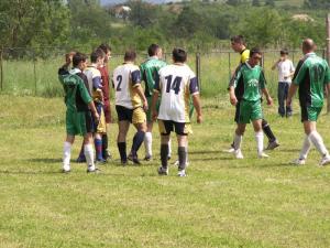 Fotbal. Liga a IV-a